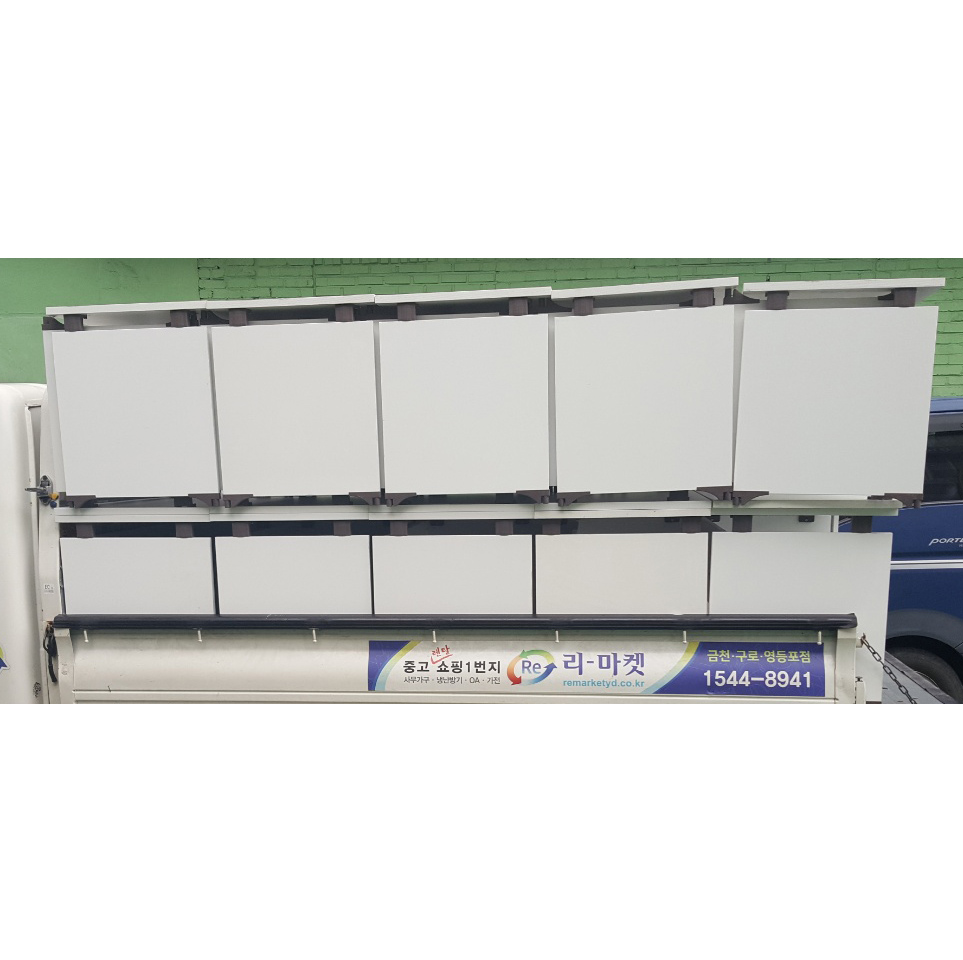 책상  25EA