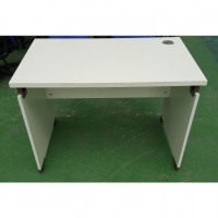 책상  25EA
