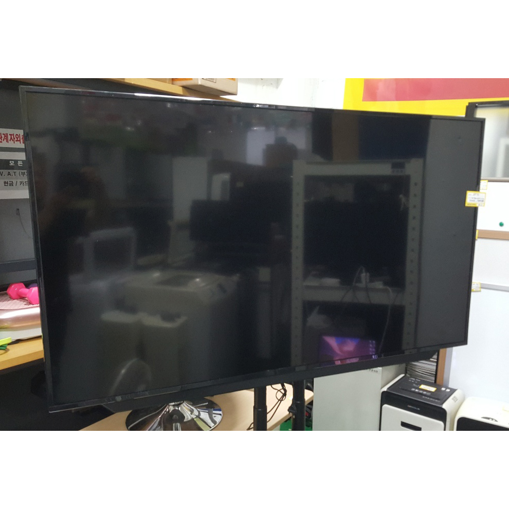 LED TV 65
